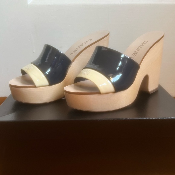 Chanel Navy/Cream Wedges - Picture 5 of 7